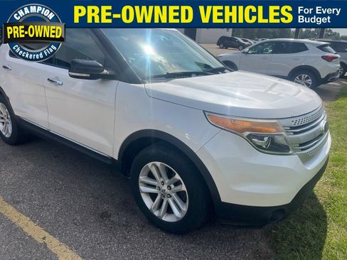 Used 2013 Ford Explorer XLT AWD/4WD image 1