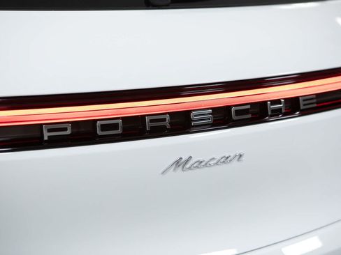 New 2026 Porsche Macan AWD/4WD image 19