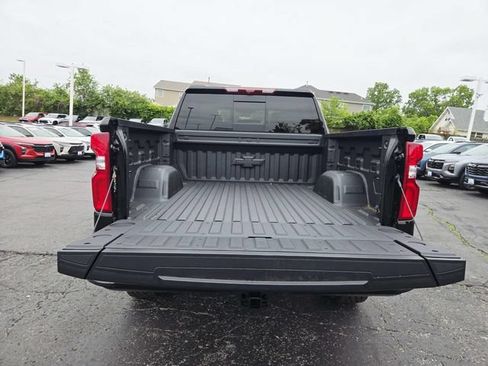 New 2026 Chevrolet Silverado 1500 ZR2 w/ LPO, Dark Essentials Package AWD/4WD image 15
