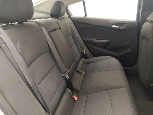 Used 2018 Chevrolet Cruze LT w/ LT Fleet Convenience Package FWD image 19