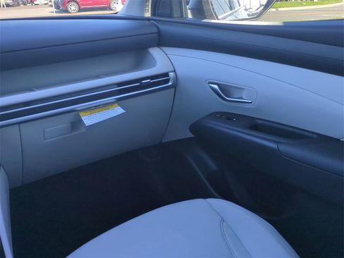 New 2026 Hyundai Tucson SE image 19