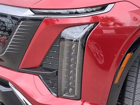 New 2026 Cadillac Vistiq Sport w/ LPO, Floor Liner Package image 8