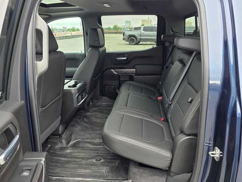 Used 2022 Chevrolet Silverado 1500 LTZ w/ LTZ Premium Package AWD/4WD image 16