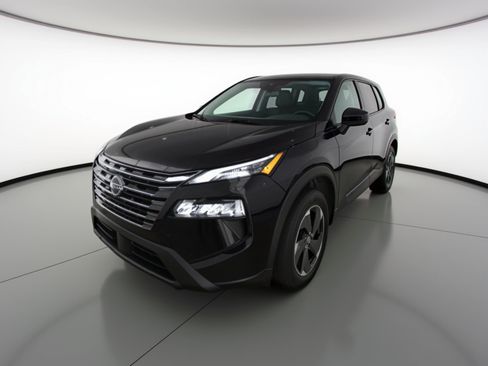 Used 2025 Nissan Rogue SV FWD image 3