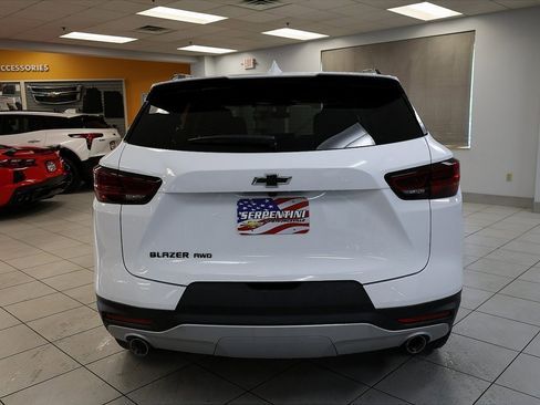 New 2025 Chevrolet Blazer LT w/ Midnight/Sport Edition image 4