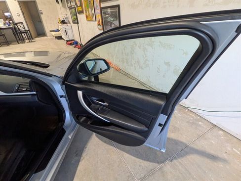 Used 2013 BMW 328i xDrive Sedan image 12