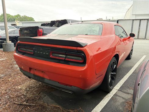 Used 2017 Dodge Challenger SXT w/ Blacktop Package RWD image 4