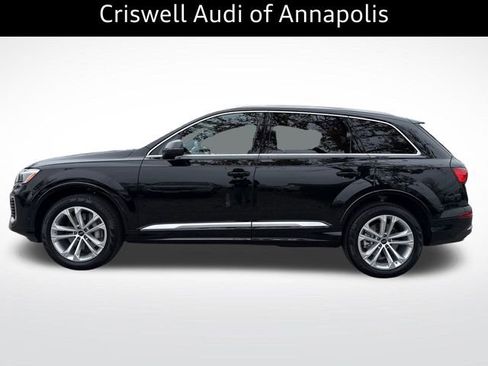 Certified 2025 Audi Q7 3.0T Premium w/ Convenience Package image 3