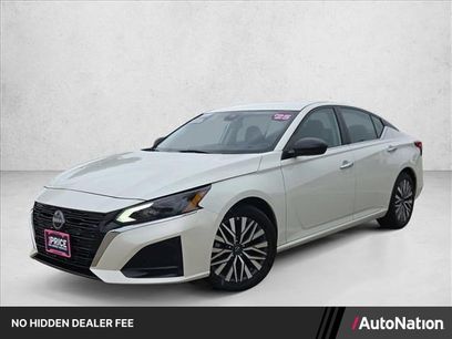 Used 2025 Nissan Altima 2.5 SV