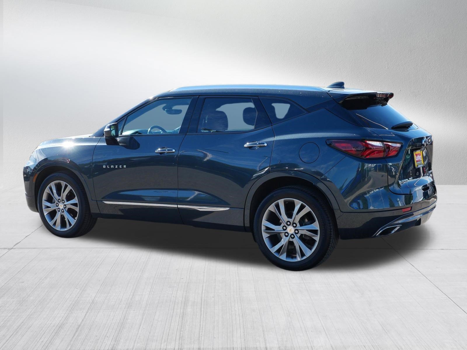 Used 2019 Chevrolet Blazer Premier w/ Sun and Wheels Package AWD/4WD image 5