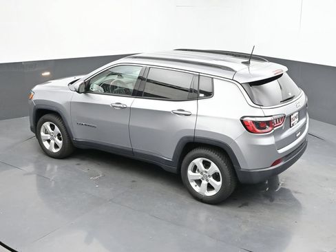 Used 2018 Jeep Compass Latitude w/ Popular Equipment Group FWD image 39