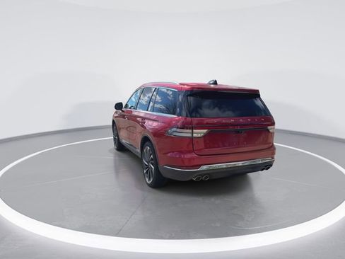 New 2026 Lincoln Aviator Reserve image 7