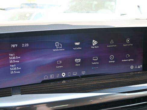 Used 2025 Cadillac Escalade Premium Luxury w/ Touring Package image 8