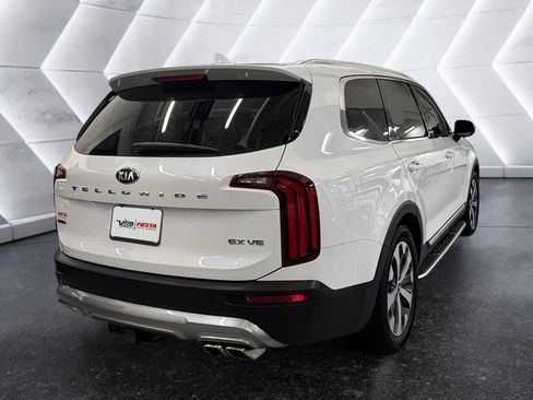 Used 2020 Kia Telluride EX w/ EX Premium Package image 4
