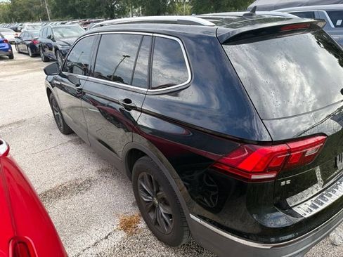 Used 2023 Volkswagen Tiguan SE FWD image 6