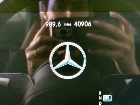 Used 2023 Mercedes-Benz E 450 Cabriolet image 11