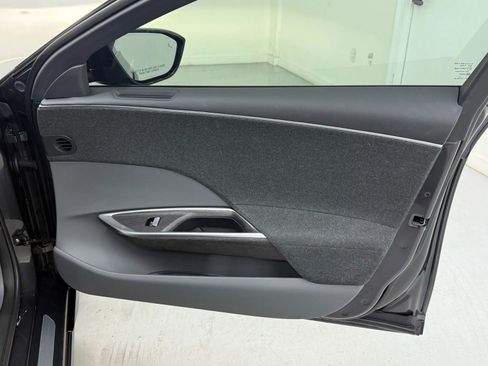 Used 2025 Lucid Air Touring image 24