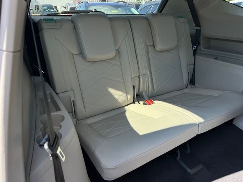 New 2026 Volkswagen Atlas SE image 14