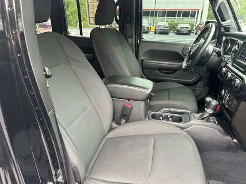 Used 2022 Jeep Wrangler Unlimited Sport AWD/4WD image 29