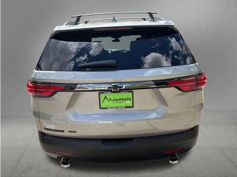 Used 2023 Chevrolet Traverse RS AWD/4WD image 4