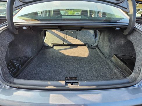 Used 2014 Volkswagen Passat TDI SEL Premium image 5