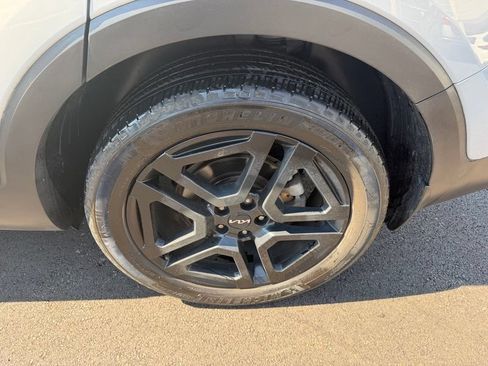 Certified 2024 Kia Telluride EX X-Line AWD/4WD image 21