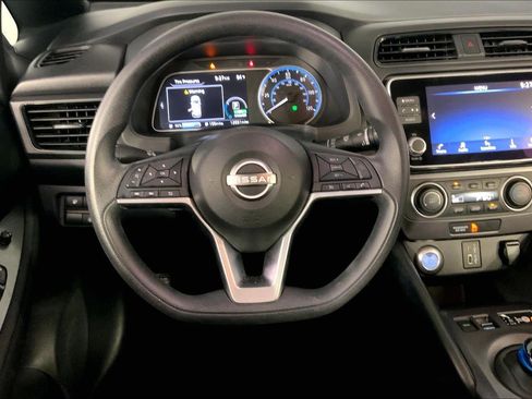 Used 2023 Nissan Leaf S FWD image 5