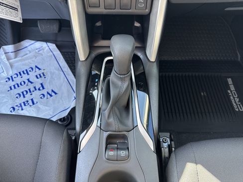 New 2025 Toyota Corolla Cross LE image 21