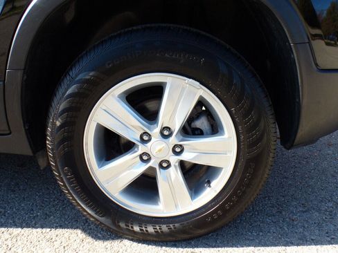 Used 2019 Chevrolet Trax LT w/ LT Convenience Package AWD/4WD image 12