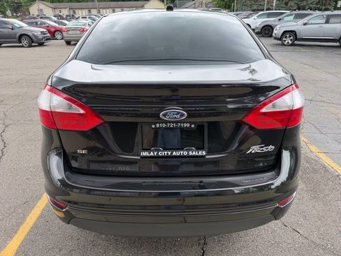 Used 2015 Ford Fiesta SE FWD image 4