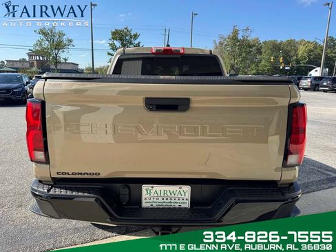 Used 2023 Chevrolet Colorado Z71 image 7
