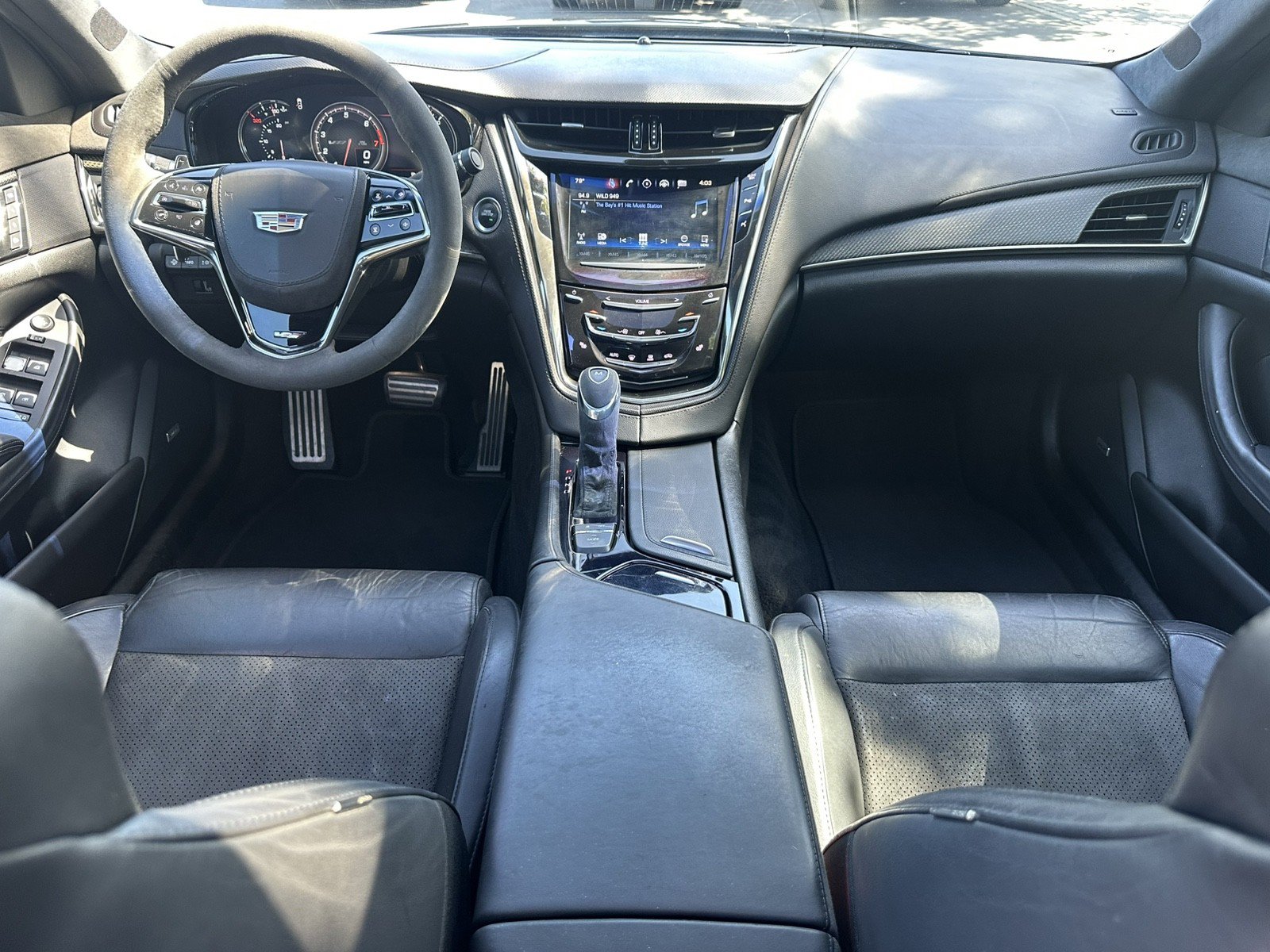 Used 2016 Cadillac CTS V Sedan w/ Luxury Package RWD image 16