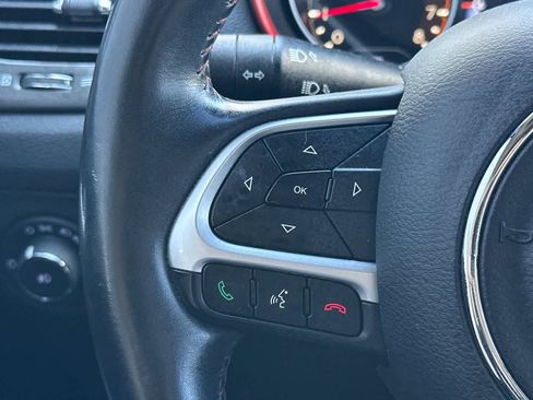 Used 2018 Jeep Compass Trailhawk w/ Cold Weather Group AWD/4WD image 26