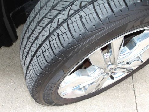 Used 2012 Ford Edge SEL FWD image 38