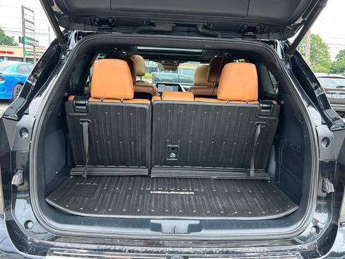 Used 2022 Toyota Highlander Platinum image 26