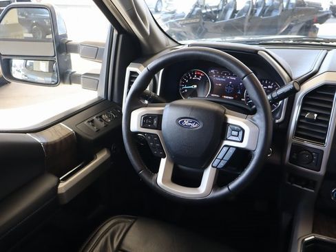 Used 2019 Ford F350 Lariat w/ Lariat Ultimate Package image 23