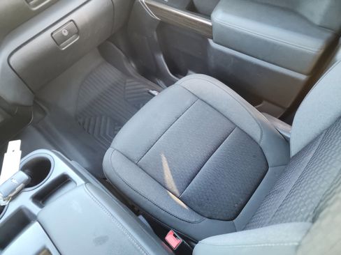 Used 2020 Chevrolet Silverado 1500 LT Trail Boss image 13