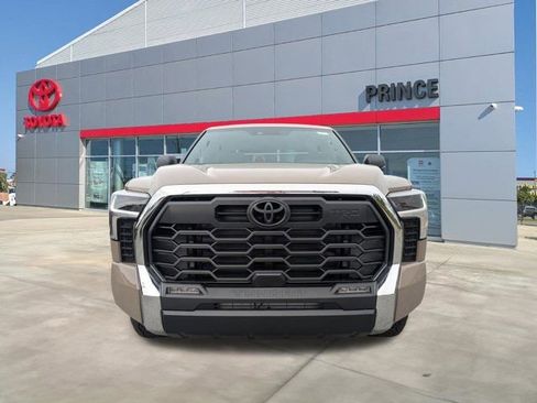 New 2026 Toyota Tundra SR5 AWD/4WD image 9