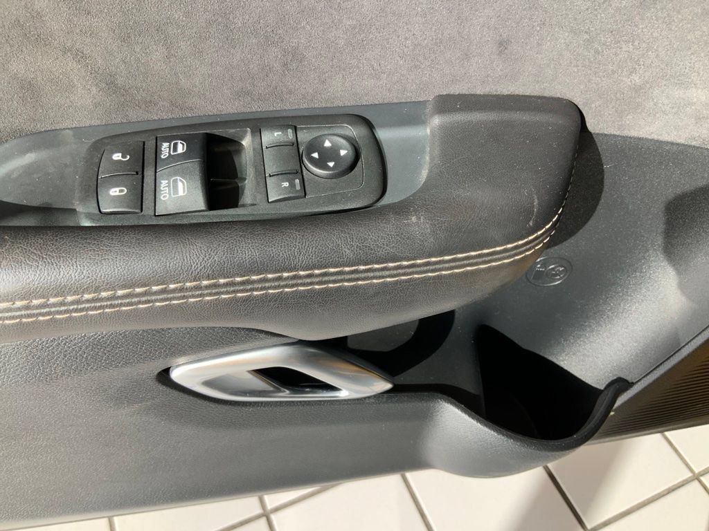 Used 2018 Dodge Challenger SRT Demon RWD image 12