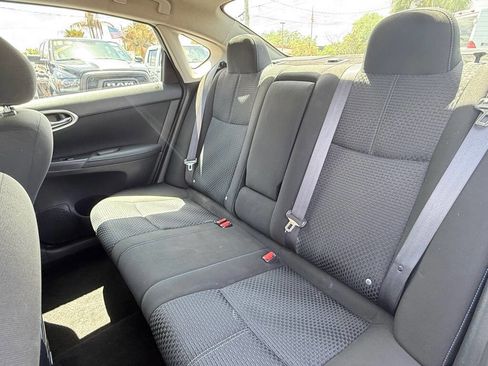 Used 2017 Nissan Sentra SR w/ SR Midnight Edition image 23