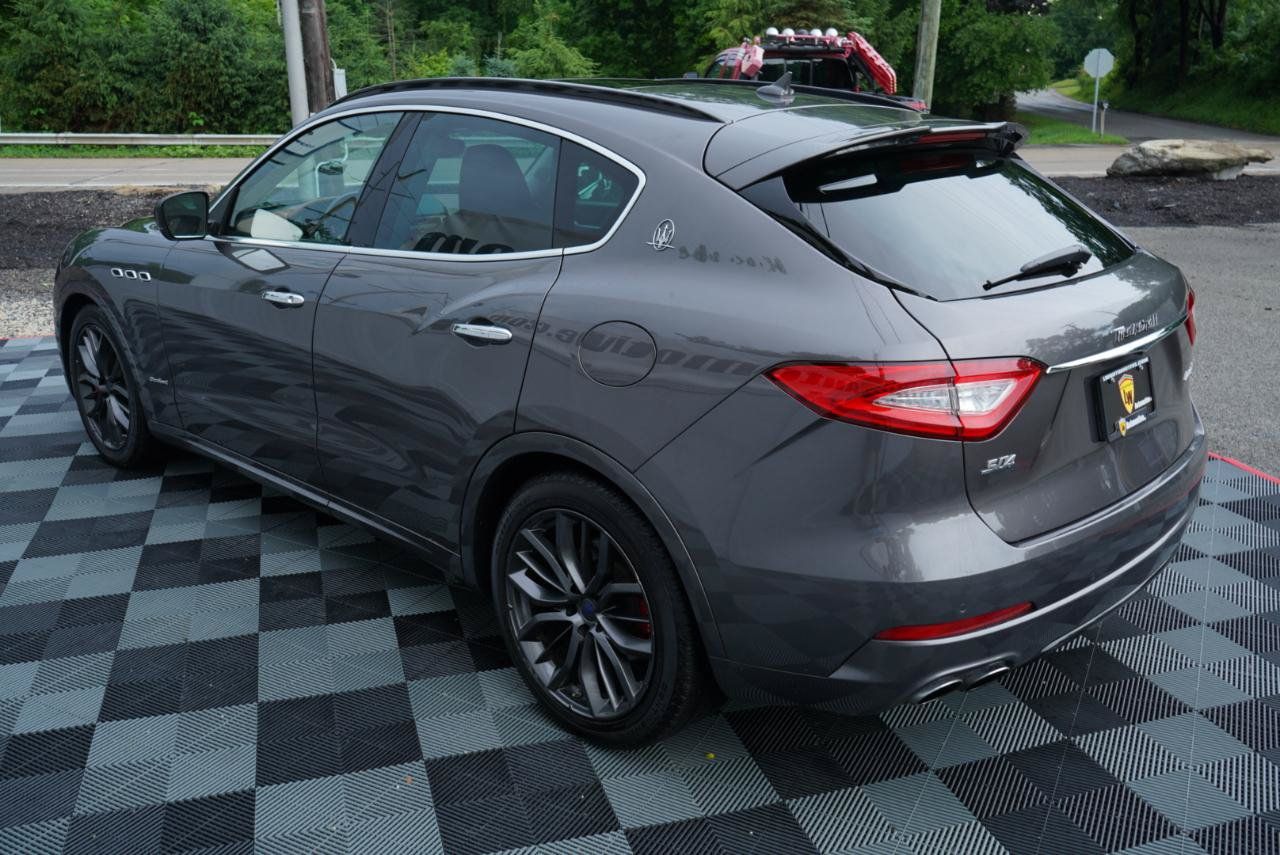 Used 2018 Maserati Levante S GranSport AWD/4WD image 9