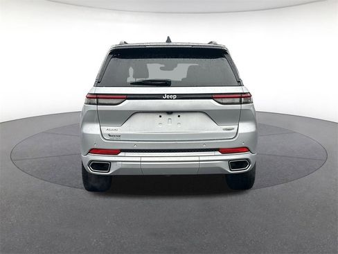 Certified 2025 Jeep Grand Cherokee Summit image 4