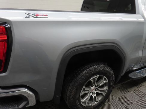 Used 2025 GMC Sierra 1500 SLE image 28
