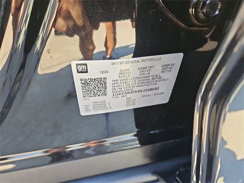 Used 2025 GMC Acadia Elevation image 31