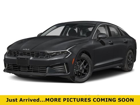 Used 2025 Kia K5 LXS FWD image 1