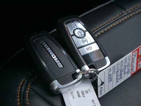 Certified 2022 Ford Bronco Badlands image 39