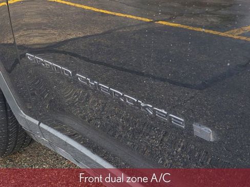 Used 2024 Jeep Grand Cherokee L Altitude AWD/4WD image 7