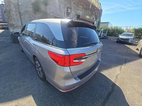 Used 2023 Honda Odyssey EX-L image 2