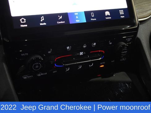 Used 2022 Jeep Grand Cherokee Summit w/ Adv Protech Group IV AWD/4WD image 22