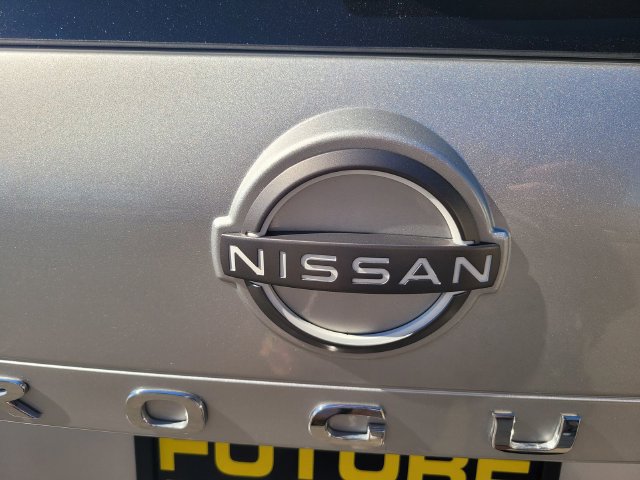 Used 2023 Nissan Rogue SV w/ SV Premium Package AWD/4WD image 10